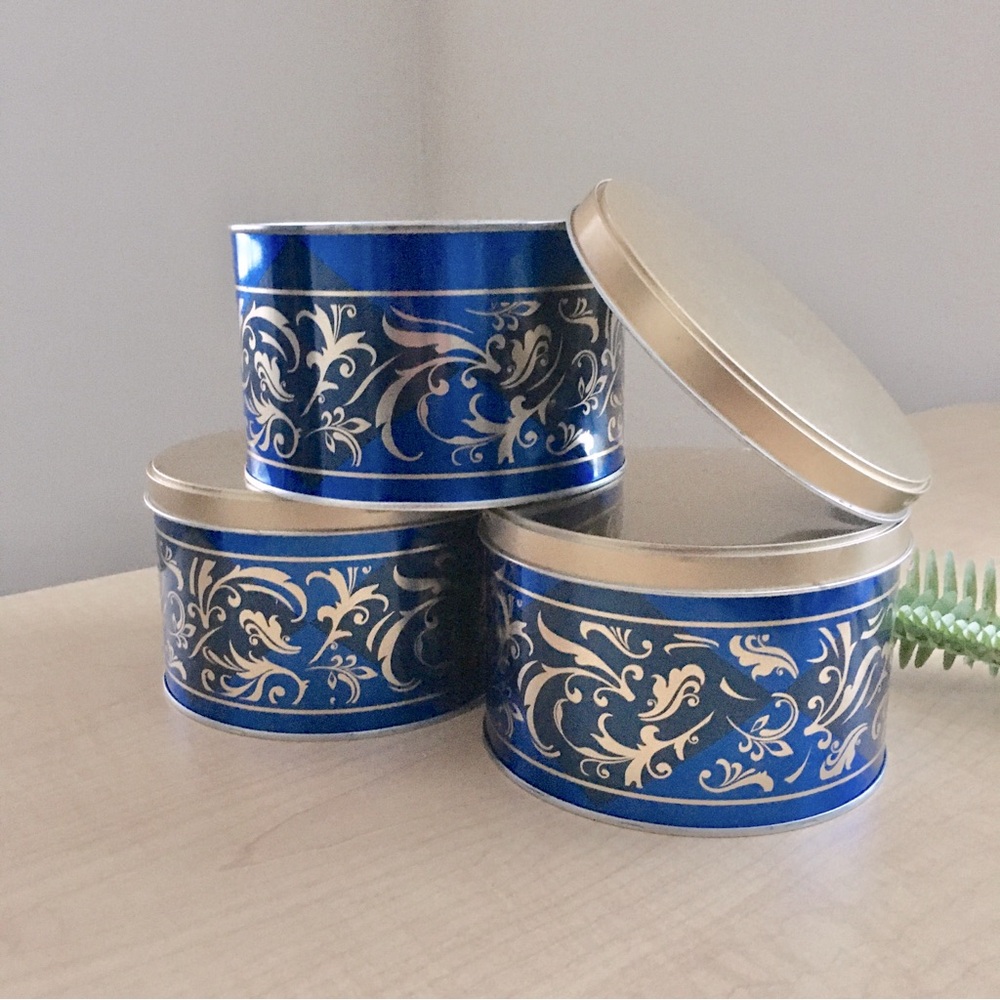 LP Set of 3 Round Cylindrical Blue Gold Damask Tins